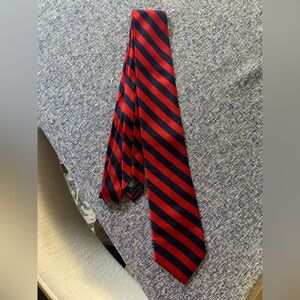 J. Crew Classic 100% Silk Preppy Collegiate Red & Navy Blue Striped Men’s Tie